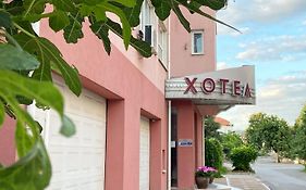Семеен Хотел Мания
